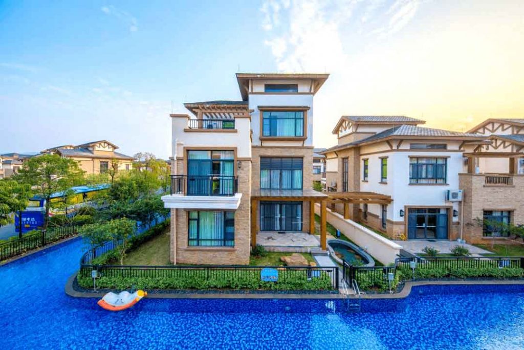 Baodun Lake Hushan Hot Spring Resort - Canal Style Pool