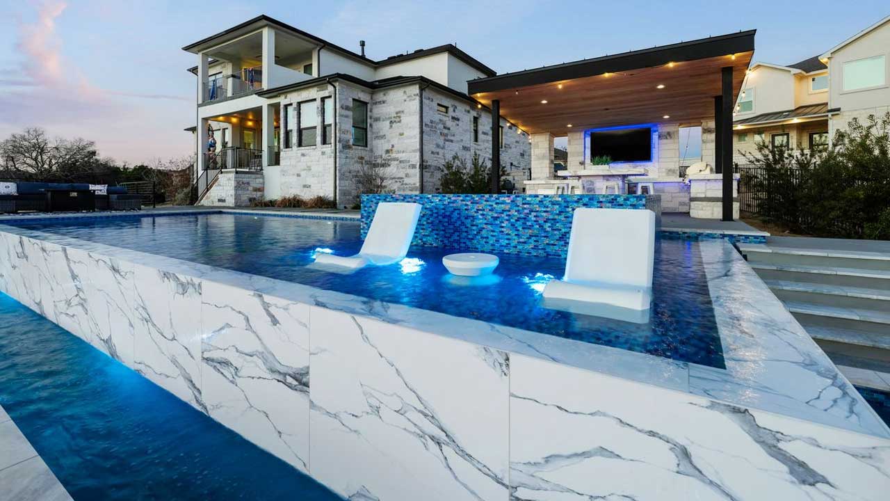 Pushing Boundaries: Bo Barnett on Large-Panel Porcelain Pool Tile in Pool Design - GBIV Designs